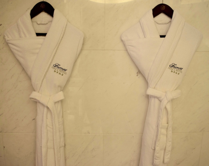 Fairmont Peace Hotel Bathrobes 