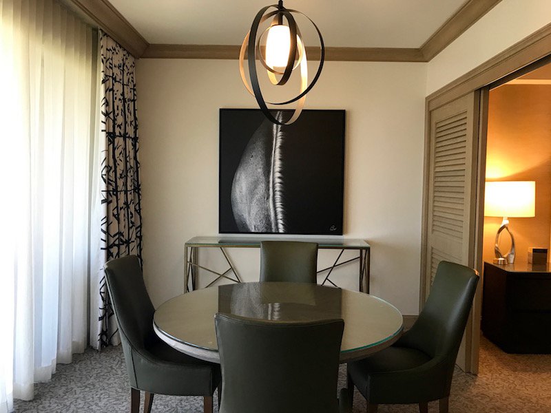 One-Bedroom Suite Dining Room 