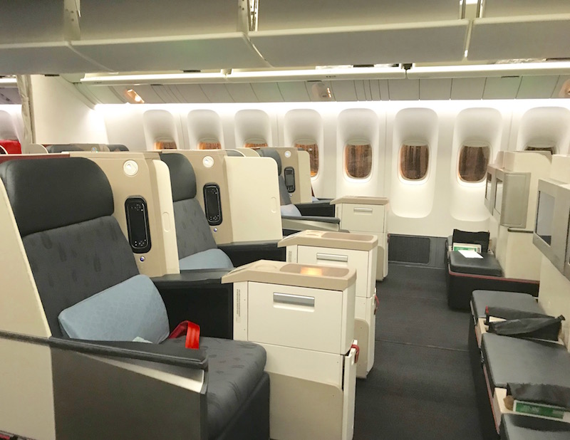 Turkish Airlines Boeing 777 Business Class Cabin 