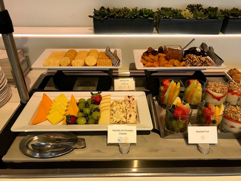 Star Alliance First Class Lounge Los Angeles Airport Buffet