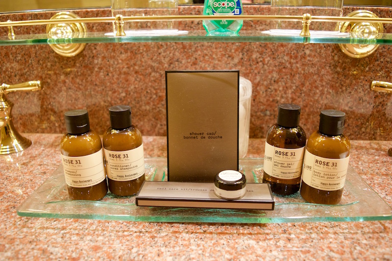 Gold Floor Room Bathroom Amenities